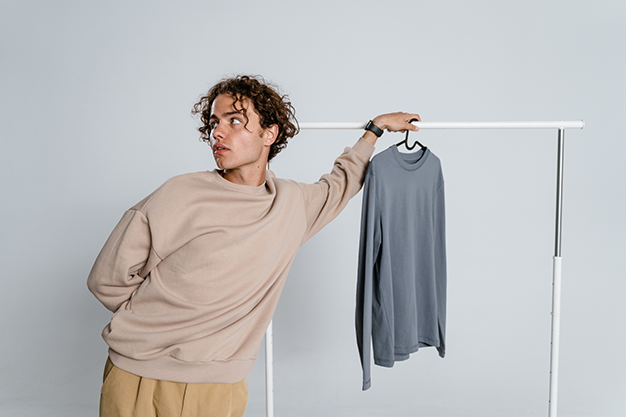 Sweter dla mężczyzny – jak go nosić?