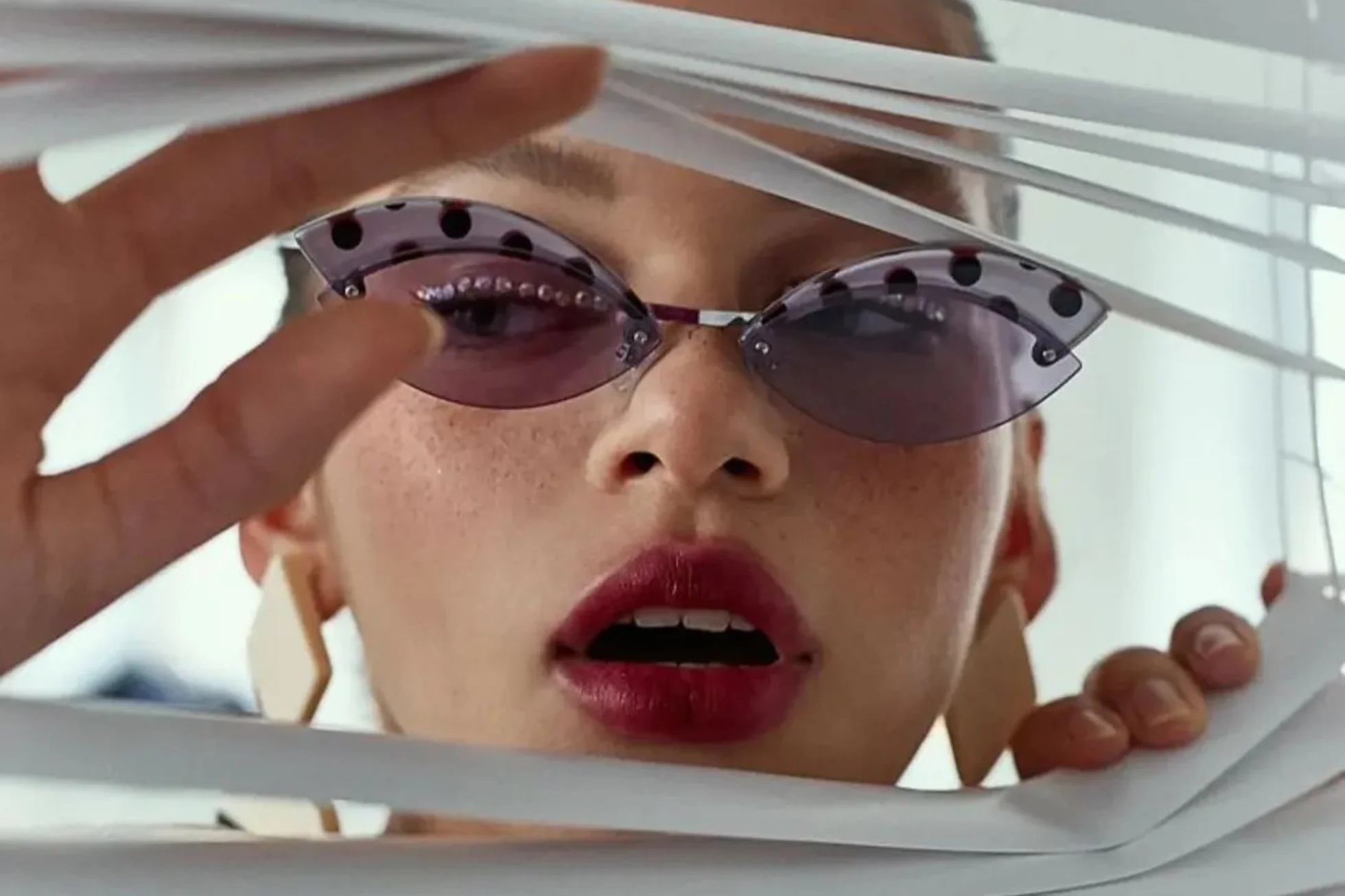 Markowa odzież, obuwie i sport w outlecie premium