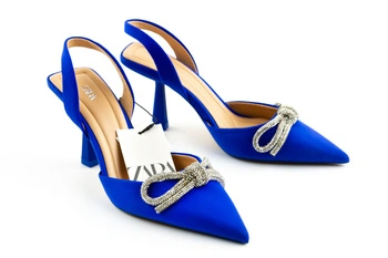 Buty damskie Zara z cyrkoniami chabrowe szpilki w szpic