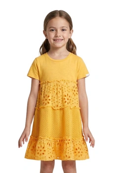 Sukienka dziewczęca Desigual Raquel żółta z falabnami ażurowa