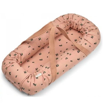 Kokon niemowlęcy Liewood Gro Printed Baby różowy z bawełny organicznej