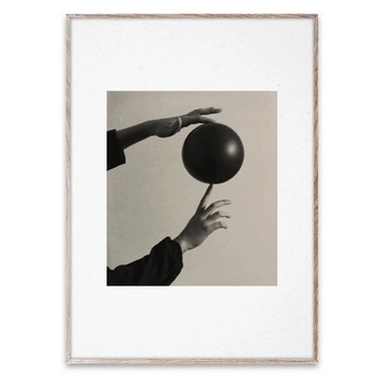 Plakat na ścianę Paper Collective Play II czarno-biały 70x100 cm