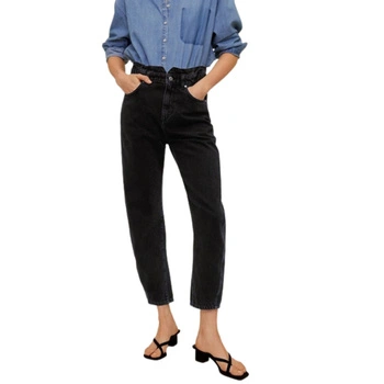 Spodnie damskie Mango Slouchy 7/8 z wysokim stanem czarne jeansy r. XS