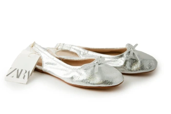 Balerinki srebrne dziewczęce Zara Kids metaliczny połysk